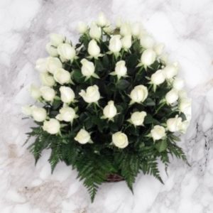 Arreglo Floral con 50 Rosas